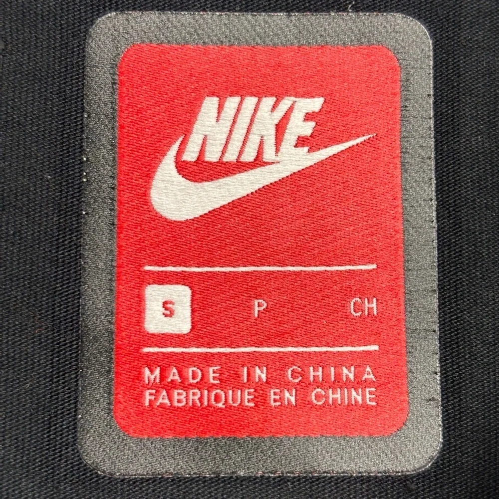 Nike Sportswear Men's Bonded Short Sleeve‎ Black Top (886191-010) - Size S